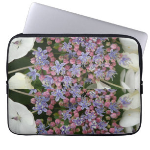Little Hydrangea Flowers Pattern Laptop Sleeve