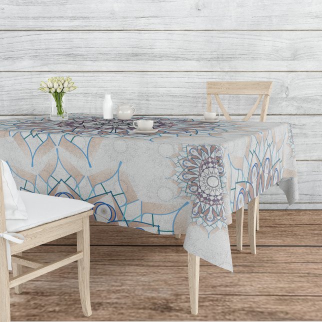 Little white floral fallen to the rural tablecloth (Creator Uploaded)