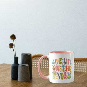 Live Life on the Veg, Trendy Flowers Retro Vegan Mug