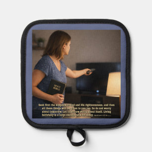 Living faithfully is enough pot holder