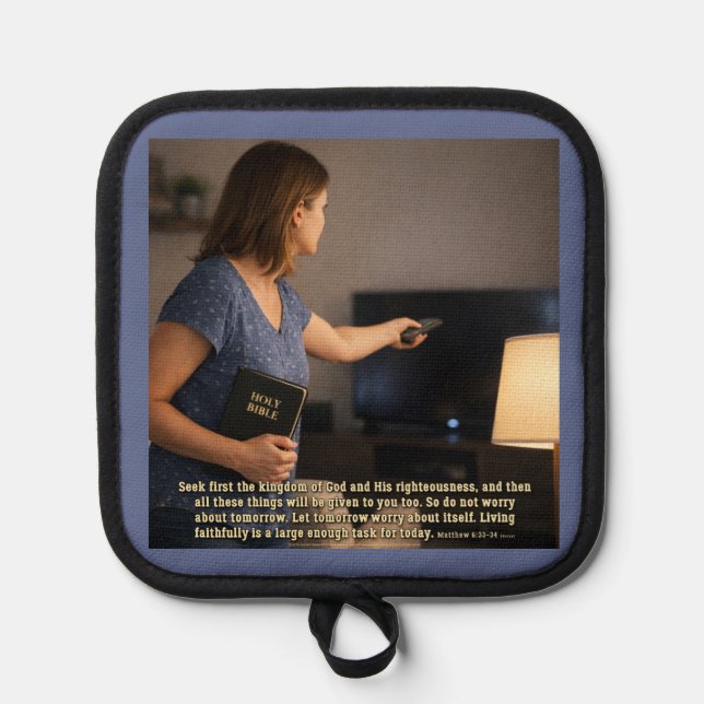 Living faithfully is enough pot holder (Front)