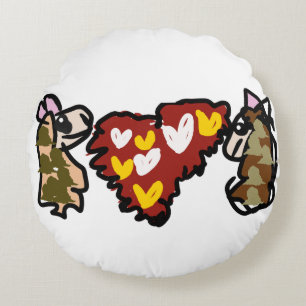 Llama love valentine round cushion