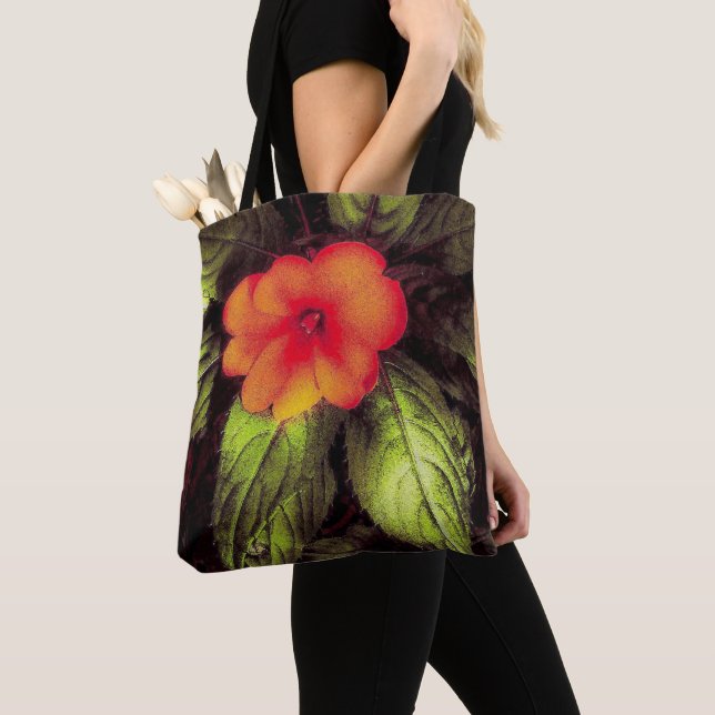 lmpatiens Impression Tote Bag (Close Up)