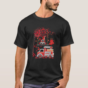 Loads Of Love Firetruck Gnome Firefighter Man Vale T-Shirt