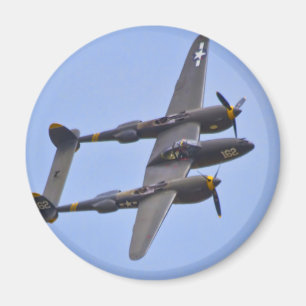 Lockhhe P-38J Lightning a Magnet