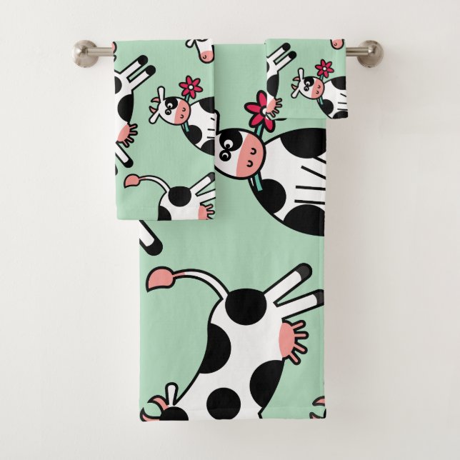 Lolailo 22 Flower Power Cow Bath Towel Set (Insitu)