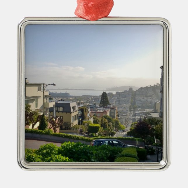 Lombard Street - San Francisco, California Metal Tree Decoration (Front)