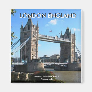 LONDON BRIDGE Magnet BY Muyiwa A Adetola Okubule
