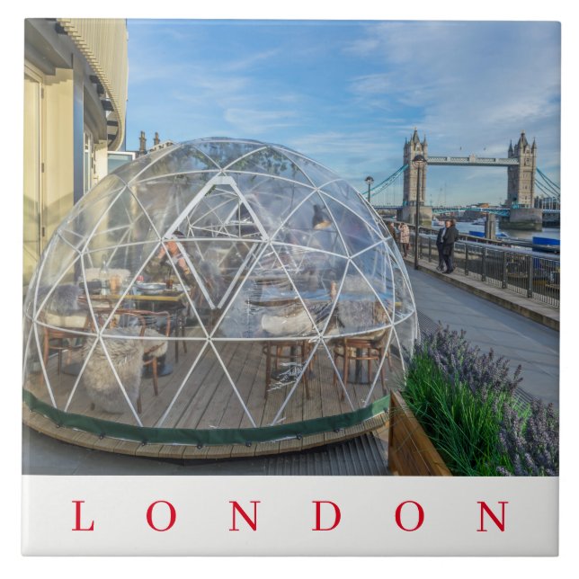 London giant igloo view ceramic tile (Front)