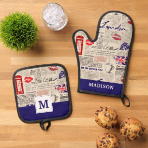 London Newspaper Pattern Oven Mitt & Pot Holder Set