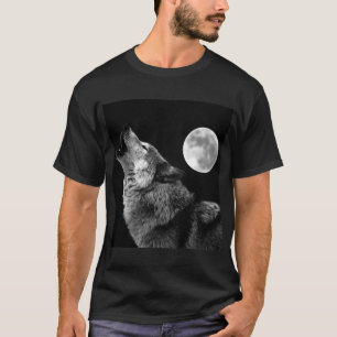 Lone Wolf Howling at Moon T-Shirt