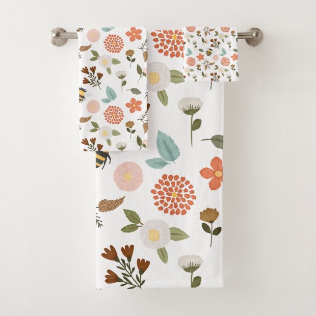 Look of Embroidery Bees and Flowers Bath Towel Set (Insitu)