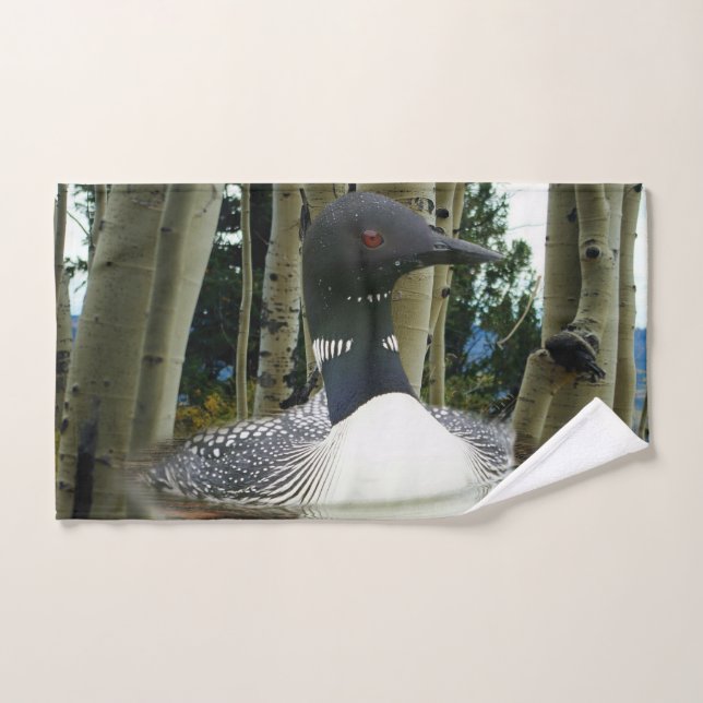 Loon Wilderness Hand Towel (Hand Towel)
