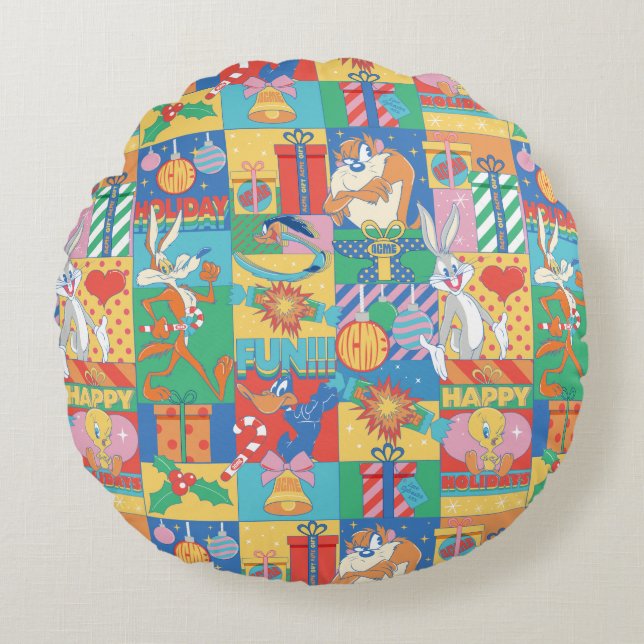 LOONEY TUNES™ | Happy Holidays Christmas Pattern Round Cushion (Front)