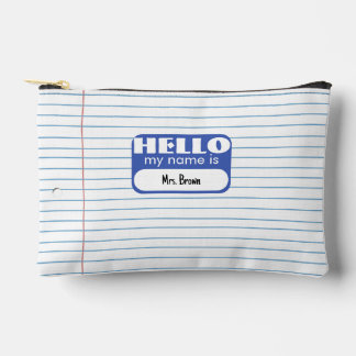 Loose leaf accessory pouch