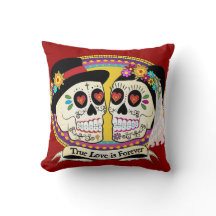 Los Novios (English) Pillow