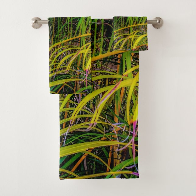 Lost in Areca Palms  Bath Towel Set (Insitu)