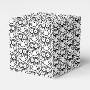 Lots of Cartoon Owls Favour Box