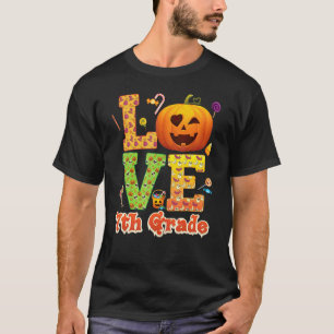 Love 7th Grade Teacher Pumpkin Halloween Sweet Can T-Shirt