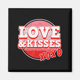 Love & Kisses - Valentines Day Magnet