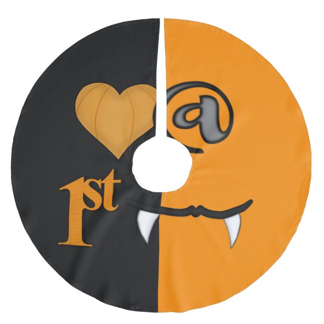 Love At First Bite Halloween Brushed Polyester Tree Skirt (Front)