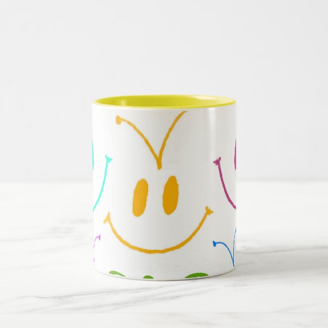 Love bug Two-Tone coffee mug (Center)