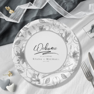 Love Calligraphy Wedding Floral Pattern B&W ID940 Paper Plate