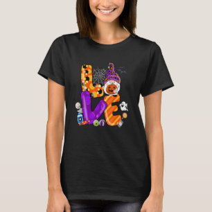 Love Gnomes Halloween Pumkin Spooky Season Fall 20 T-Shirt