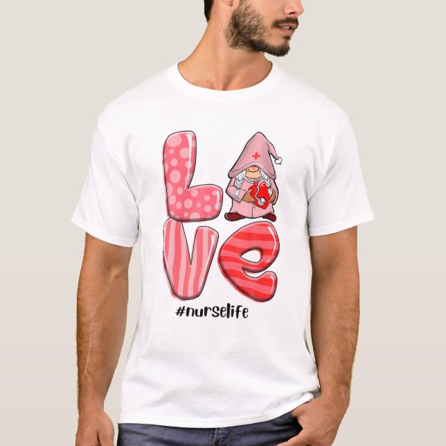 Love Gnomes Nurse Valentine Hearts Stethoscope Scr T-Shirt (Front)