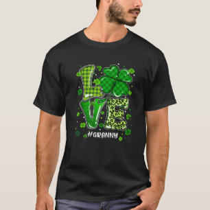 Love Granny Green Plaid Leopard St Patrick's Day C T-Shirt