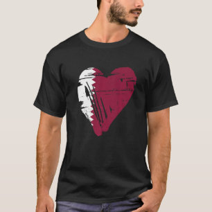 Love Heart Vintage Retro Qatar Flag T-Shirt