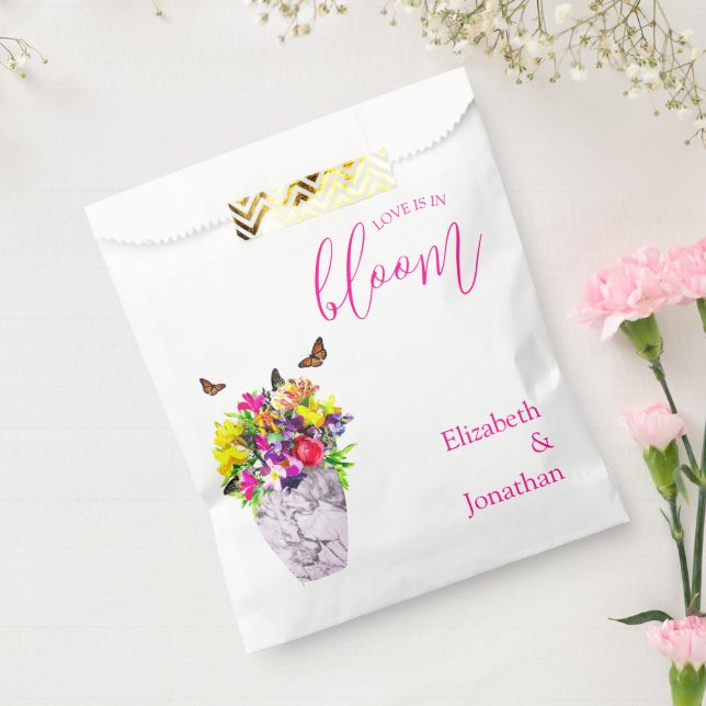 Love In Bloom Floral Wedding Favour Bag (Sealed)