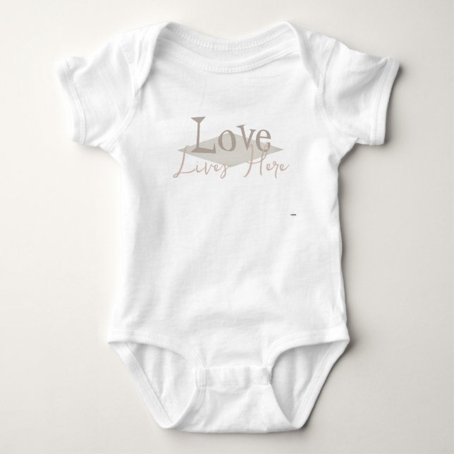 Love Lives Here Infant t-shirt HAMbyWG Baby Bodysuit (Front)