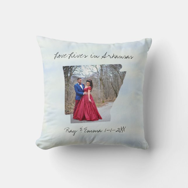 Love Lives In Arkansas State Shaped Custom Photo Cushion (Front)