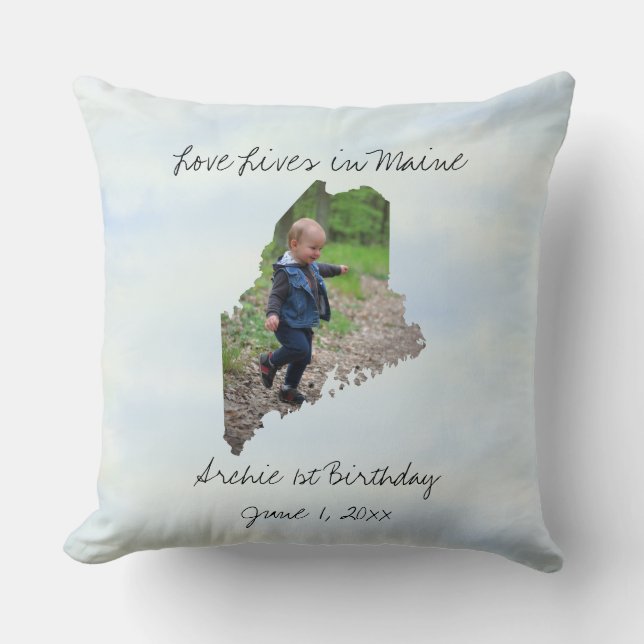 Love Lives In Maine State Shaped Custom Photo Cushion (Front)