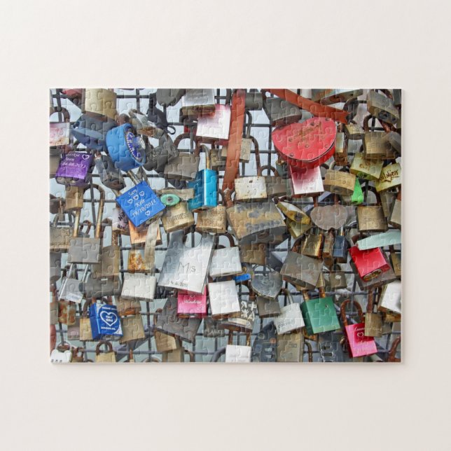 Love locks 252-pc jigsaw puzzle (Horizontal)