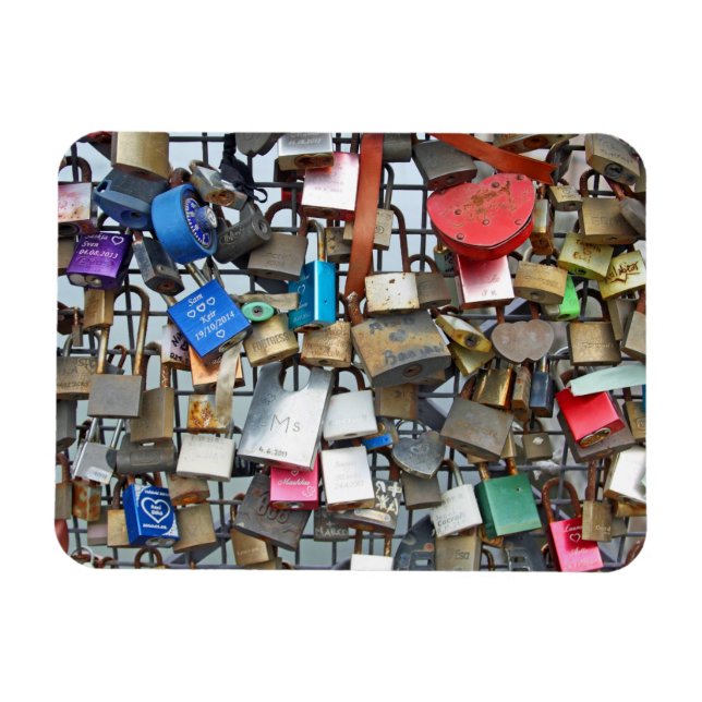 Love locks magnet (Horizontal)
