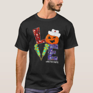 Love Med Surg Nurse Life Nurse Halloween Scary Pum T-Shirt