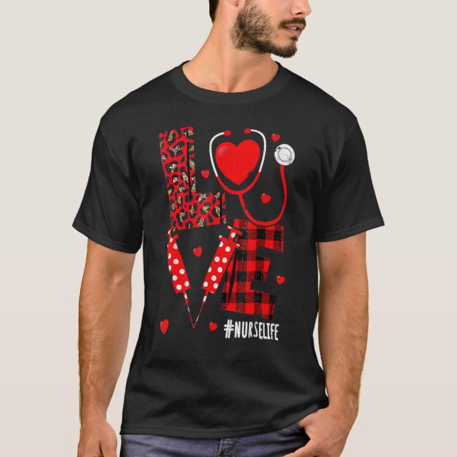 LOVE Nurse Life Valentine Day Leopard Plaid Red He T-Shirt (Front)
