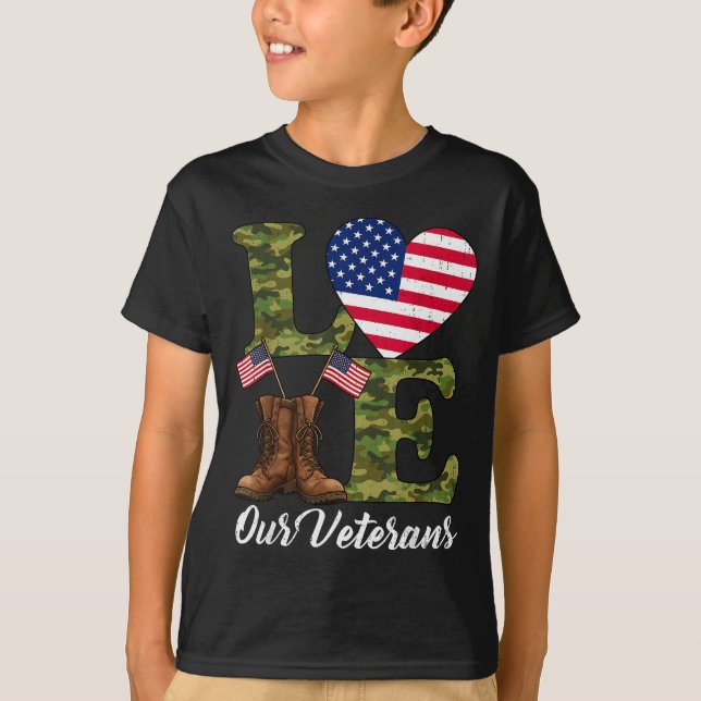 Love Our Veterans Usa Flag Heart Patriotic Army Mi T-Shirt (Front)