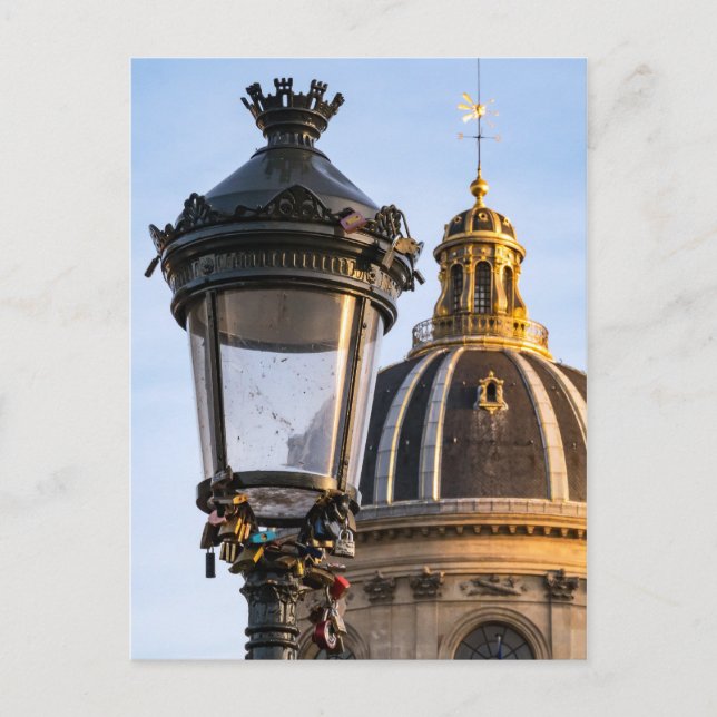 Love padlocks on the Pont des arts in Paris Postcard (Front)