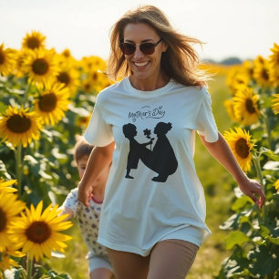 "Love Shadows – Heartfelt Mother’s Day Art" T-Shirt