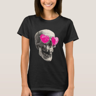 💗 Love Skull – Pink Heart Sunglasses T-Shirt