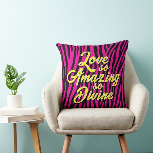 Love So Amazing Cushion (Chair)