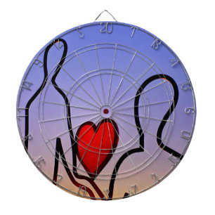 Love statue dartboard