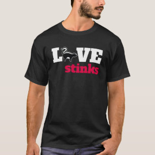 Love Stinks Skunk Animal Anti Valentines Day T-Shirt