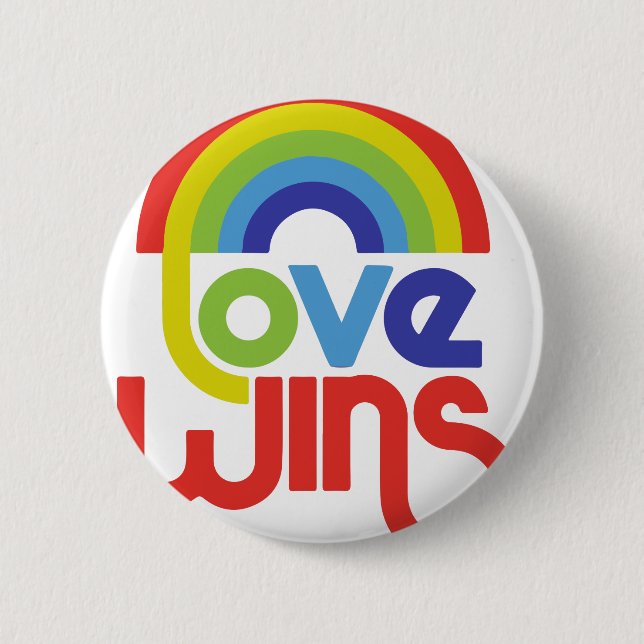 Love Wins 6 Cm Round Badge (Front)
