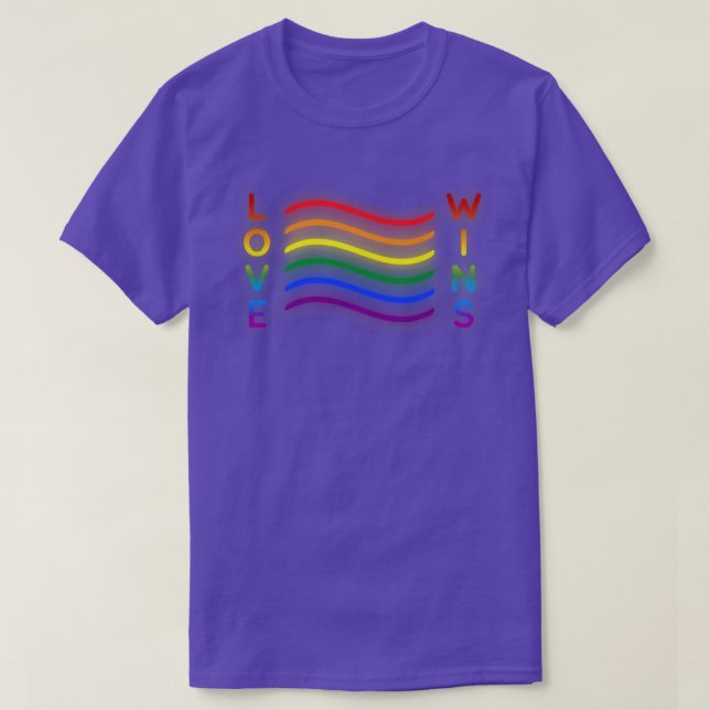 Love Wins Pride Day Peace Day  LGBTQ Pride Month  T-Shirt (Design Front)