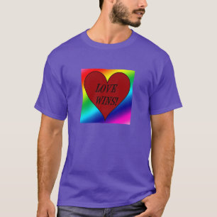 LOVE WINS! ~~~ T-Shirt