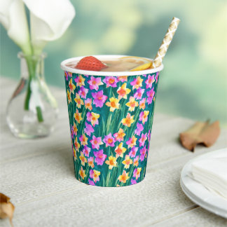 Lovely daffodils paper cups